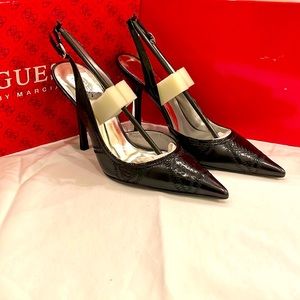 New Guess by Marciano GWDUNSTAN in original box